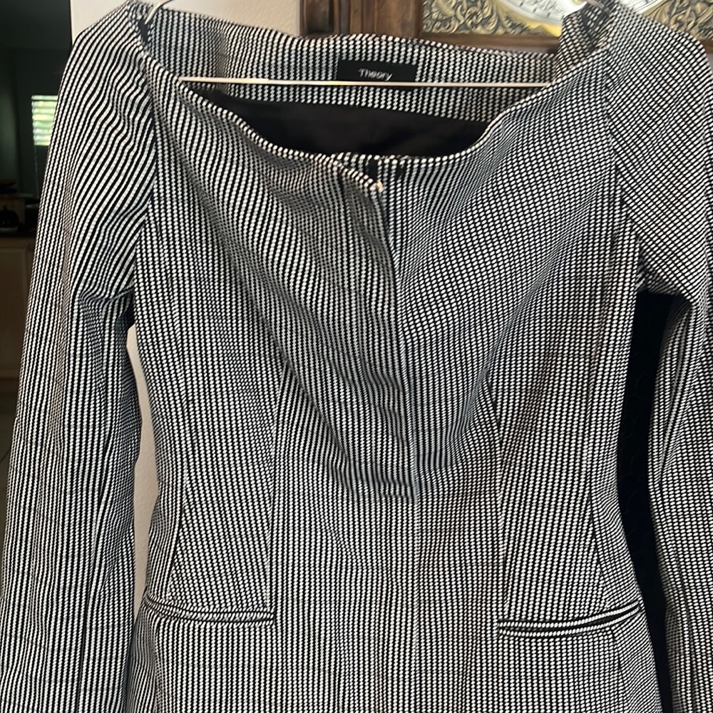 Theory black and white off the shoulder jacket